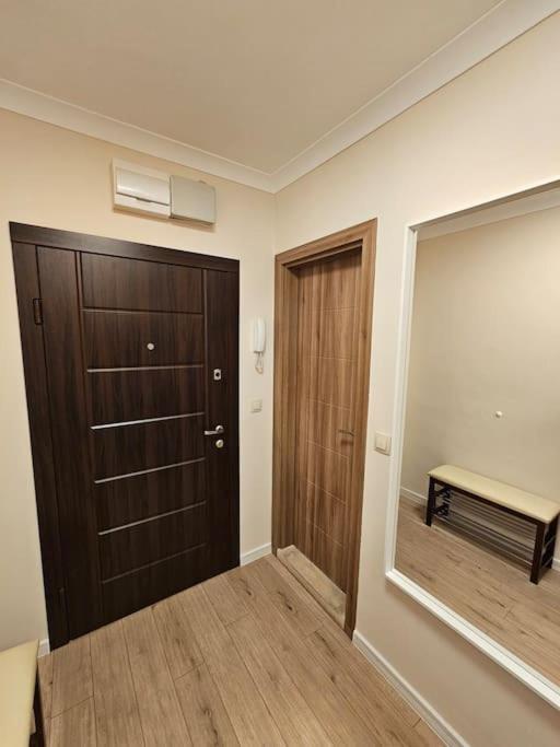 Serenity In The Heart Of Varna With Parking Ngoại thất bức ảnh